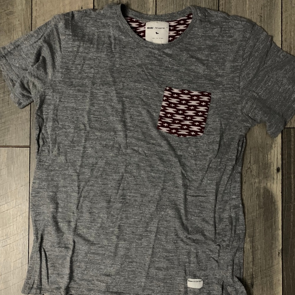 Patterned Pocket T Shirt